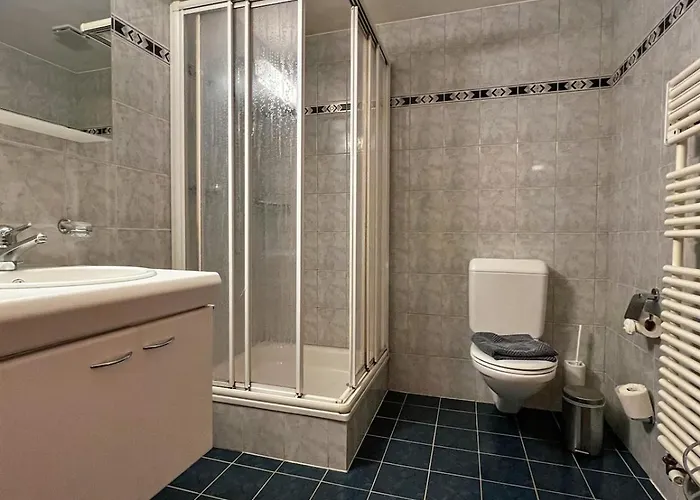 Aphrodite Ost With Magnificent Eiger View 格林德瓦